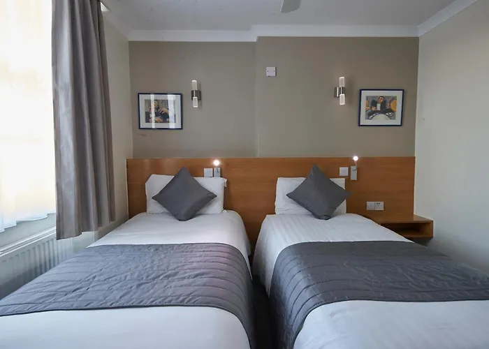 Luna And Simone Hotel