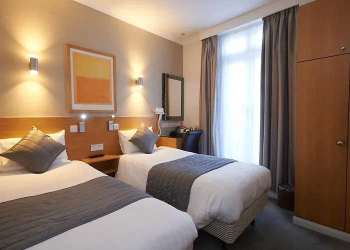 Luna And Simone Hotel